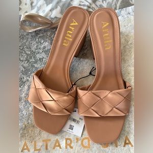 NWT Arula blush block heel sandals